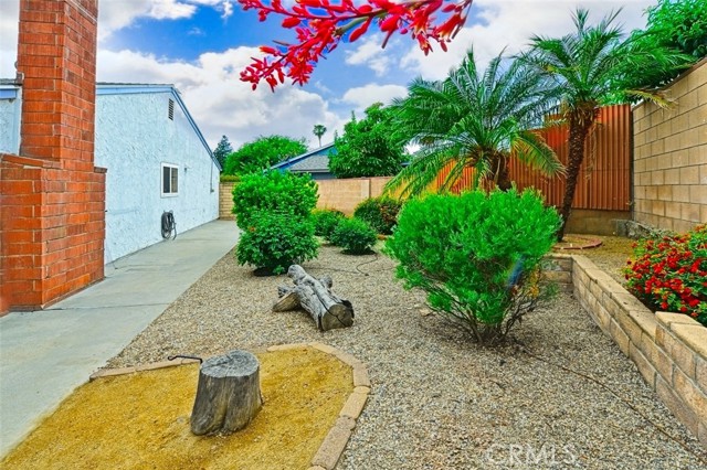 13142 Reedley Street, Arleta CA: https://media.crmls.org/medias/517502b1-1387-4593-b589-9b97ec92417f.jpg