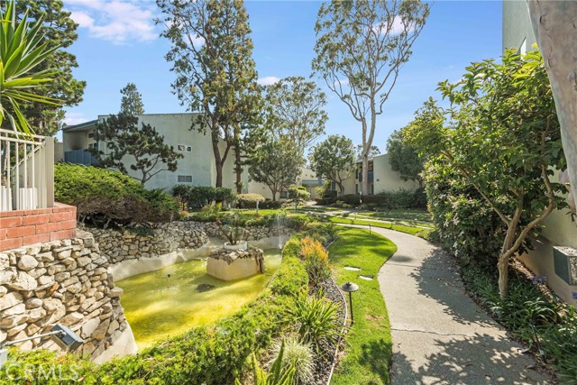 906 Camino Real, Redondo Beach, California 90277, 2 Bedrooms Bedrooms, ,2 BathroomsBathrooms,Residential,Sold,Camino Real,SB22092034