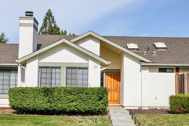 Detail Gallery Image 2 of 30 For 915 Moran Ct, Paso Robles,  CA 93446 - 3 Beds | 2 Baths