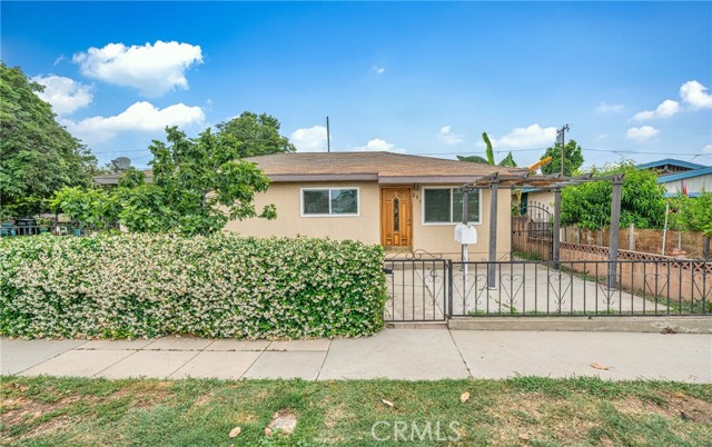 205 Sunset Avenue, San Gabriel CA: https://media.crmls.org/medias/517576a3-4ea5-4967-bc24-a3e63f29236a.jpg
