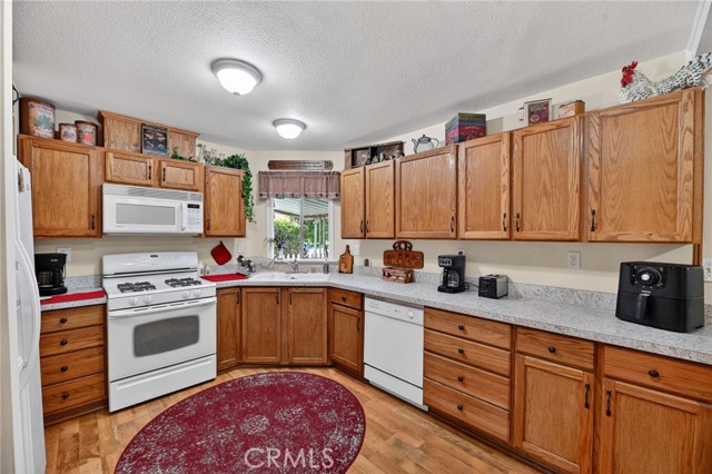 Detail Gallery Image 17 of 46 For 43778 Hartley, Hemet,  CA 92544 - 2 Beds | 2 Baths