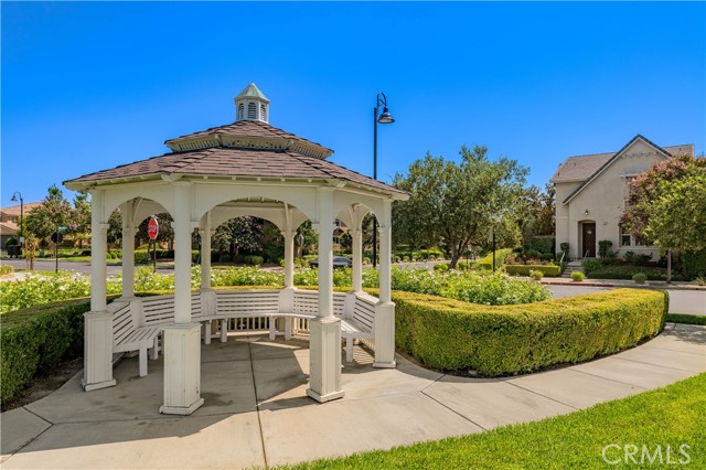 7169 Logsdon Drive, Eastvale CA: https://media.crmls.org/medias/5177f2b2-616d-4662-926d-65d710237864.jpg