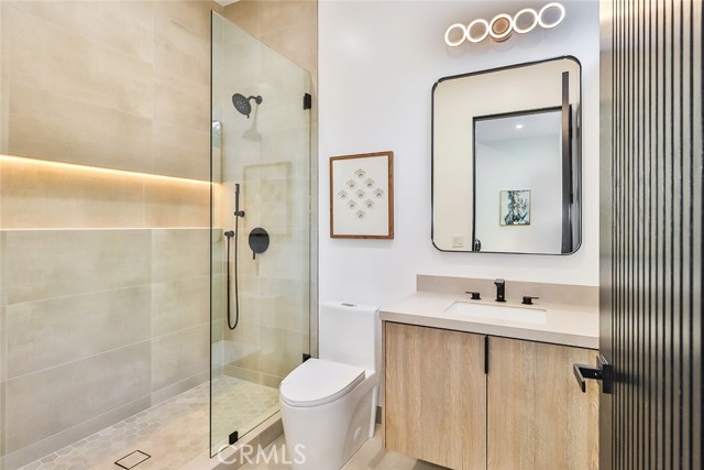 22930 Dolorosa Street, Woodland Hills CA: https://media.crmls.org/medias/51783b0a-dabe-4049-b8d4-cc0fe58ac3a9.jpg