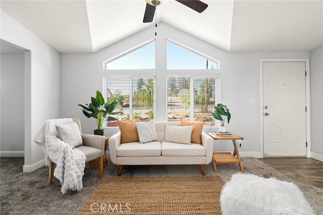 Detail Gallery Image 6 of 42 For 5576 Heavenly Pl, Paradise,  CA 95969 - 3 Beds | 2 Baths