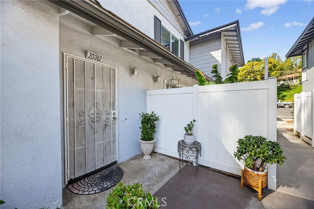 Detail Gallery Image 4 of 45 For 20362 #10 Flower Gate, Yorba Linda,  CA 92886 - 3 Beds | 2/1 Baths