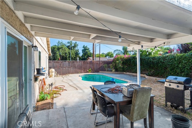 Detail Gallery Image 12 of 16 For 2764 Acacia Ave, San Bernardino,  CA 92405 - 3 Beds | 2 Baths