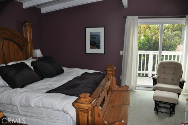 1723 Carver, Redondo Beach, California 90278, 3 Bedrooms Bedrooms, ,2 BathroomsBathrooms,Residential,Sold,Carver,S12104965