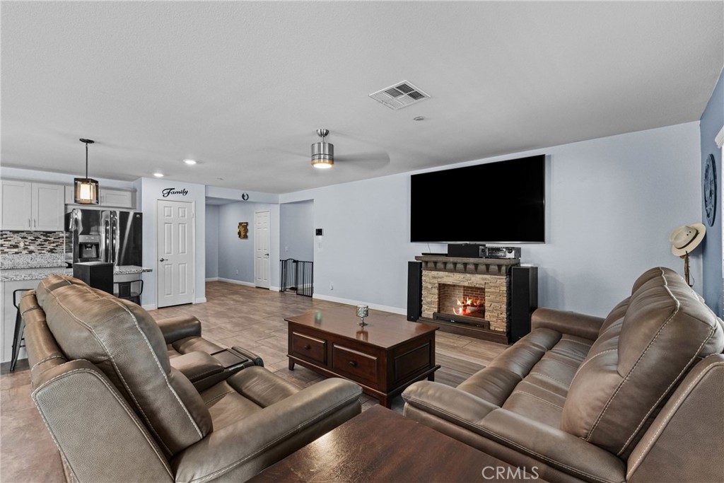 MLS #IG25217428 image #5