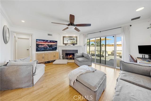 17971 Theodora Drive, Tustin CA: https://media.crmls.org/medias/517b8916-edeb-4f4b-814f-5f94c3cb4e40.jpg