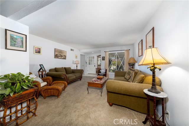 Image 8 of 50 For 41825 Thornton Avenue