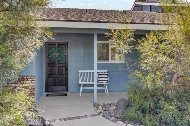 1328 S Cotta Street, Visalia CA: https://media.crmls.org/medias/517d8521-dcc0-491a-af23-f62374f4f471.jpg