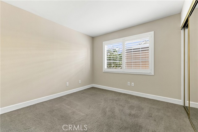 15444 Marilla Street photo 27