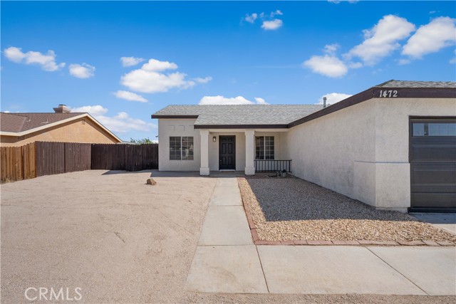 1472 Bedford Avenue, Rosamond CA: https://media.crmls.org/medias/517e5909-eb3f-4cd8-a3bc-f7b38c86c513.jpg