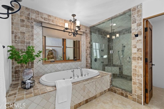 Detail Gallery Image 35 of 52 For 364 via Almar, Palos Verdes Estates,  CA 90274 - 5 Beds | 3/1 Baths