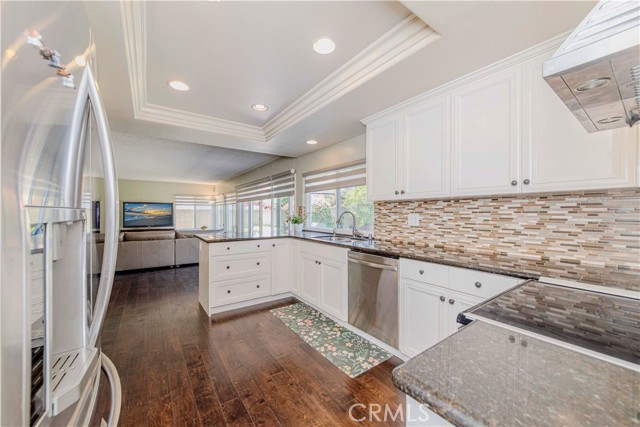 Detail Gallery Image 12 of 42 For 12933 Lucas Ln, Cerritos,  CA 90703 - 5 Beds | 3 Baths