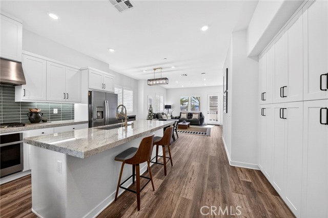 Detail Gallery Image 16 of 34 For 1884 S Westside, Anaheim,  CA 92805 - 4 Beds | 3/1 Baths