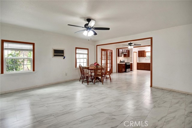 Detail Gallery Image 21 of 53 For 340 W 18th St, San Bernardino,  CA 92405 - 4 Beds | 4/1 Baths