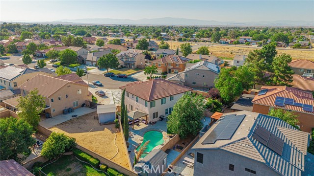 4302 Olivera Place, Lancaster CA: https://media.crmls.org/medias/5181b5f2-0b53-45f9-baed-0ea703035892.jpg