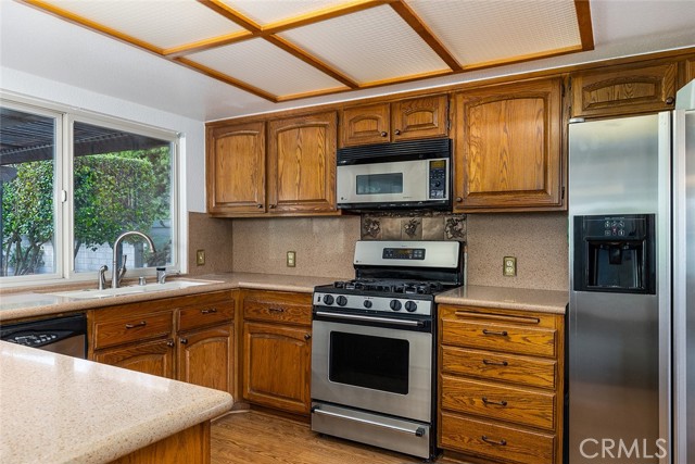 Detail Gallery Image 8 of 26 For 602 N Cullen Ave, Glendora,  CA 91741 - 4 Beds | 2 Baths