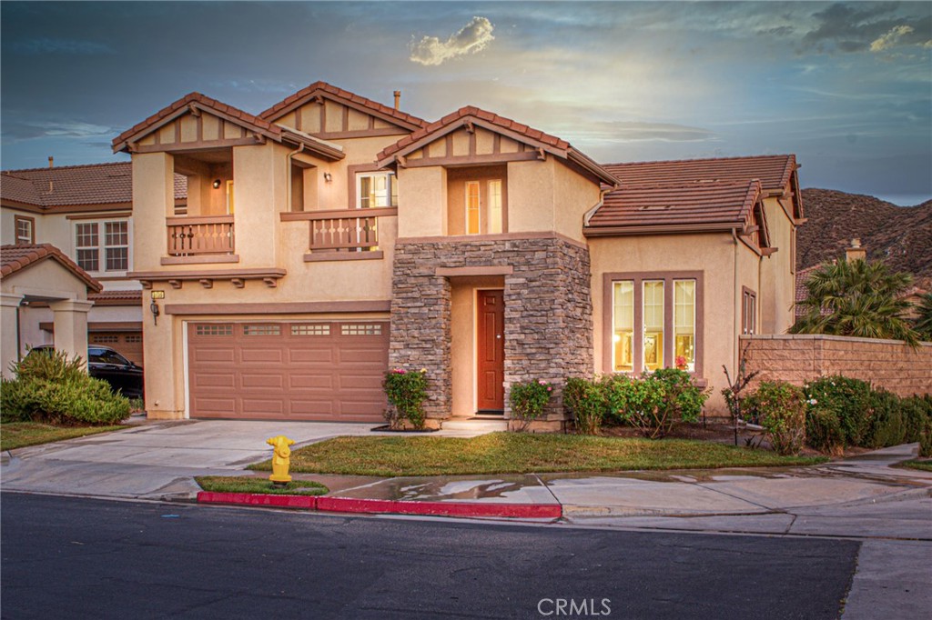 3135 Hibiscus Point
