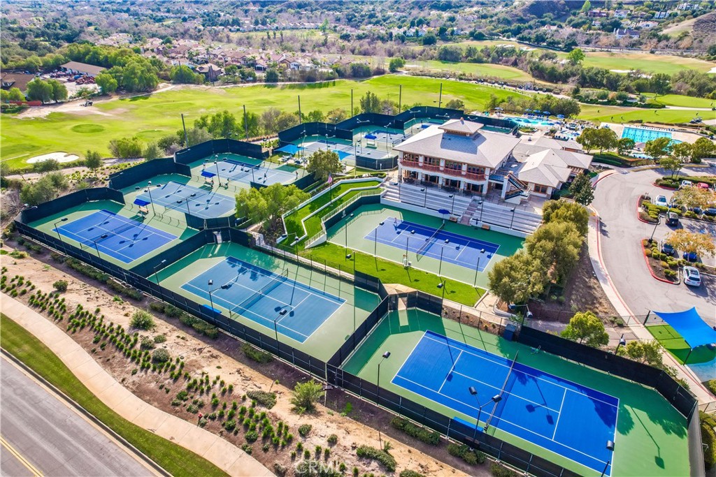 MLS #OC25229146 image #25