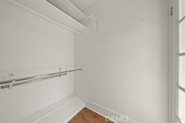 268 S Norton Avenue, Los Angeles CA: https://media.crmls.org/medias/51838815-8f40-4479-8beb-8df958eeb064.jpg