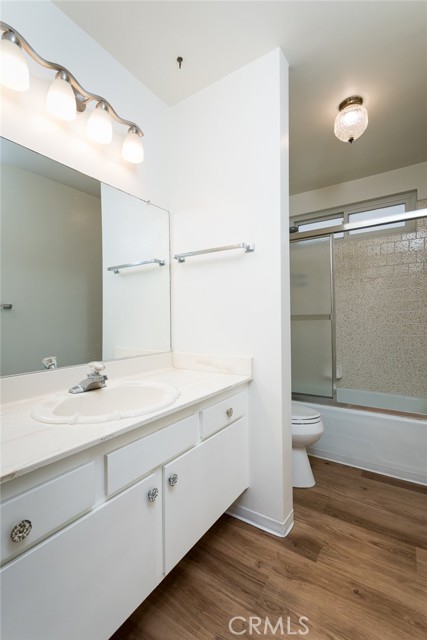 Detail Gallery Image 23 of 50 For 303 S Kenneth Rd, Burbank,  CA 91501 - 7 Beds | 6 Baths