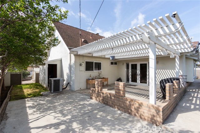 395 E Monterey Road, Corona CA: https://media.crmls.org/medias/5185a0b6-1ce1-4488-aa2f-c16c32e01b1f.jpg