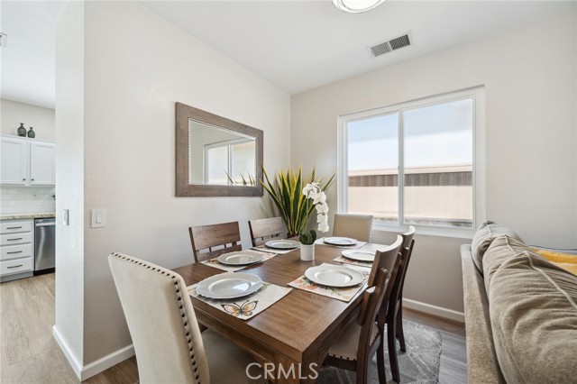 293 Belize Way, Oceanside CA: https://media.crmls.org/medias/518718f3-1e9e-49b9-8208-b3cdbde9074a.jpg