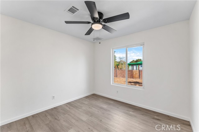 Detail Gallery Image 16 of 38 For 40131 E 174th St, Palmdale,  CA 93591 - 4 Beds | 2 Baths