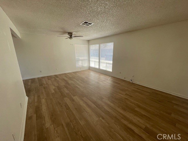 Detail Gallery Image 5 of 29 For 876 W Whittier Ave #878,  Hemet,  CA 92543 - 2 Beds | 2 Baths