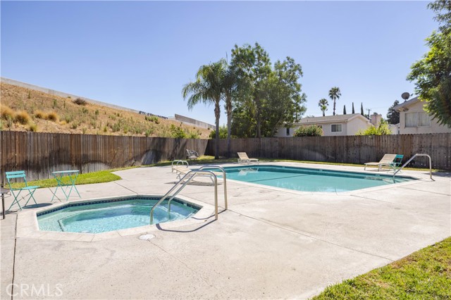 Detail Gallery Image 29 of 38 For 11965 Terra Bella St #8,  Sylmar,  CA 91342 - 4 Beds | 2/1 Baths