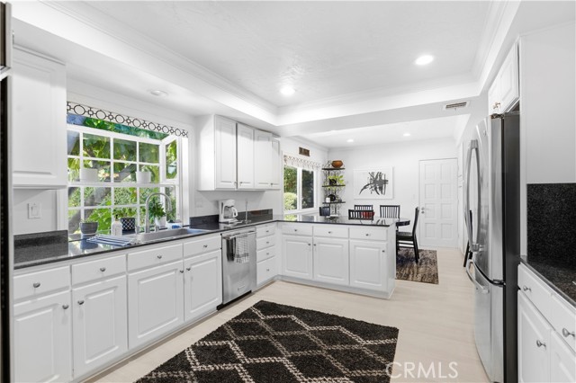 5 Bed Home for Sale in Calabasas, California
