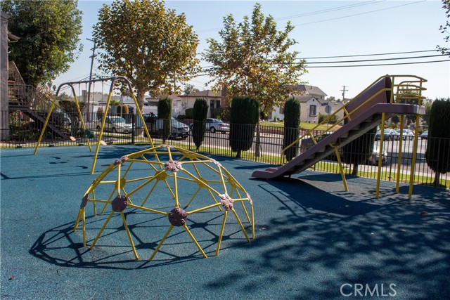 Detail Gallery Image 34 of 37 For 5500 Dobbs St #8,  Los Angeles,  CA 90032 - 2 Beds | 1 Baths