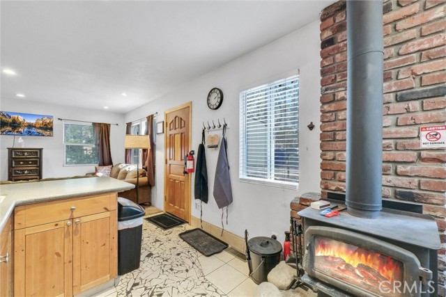 710 Marin Road, Big Bear Lake CA: https://media.crmls.org/medias/518b7c46-cd86-4575-bee7-6969942fbe95.jpg