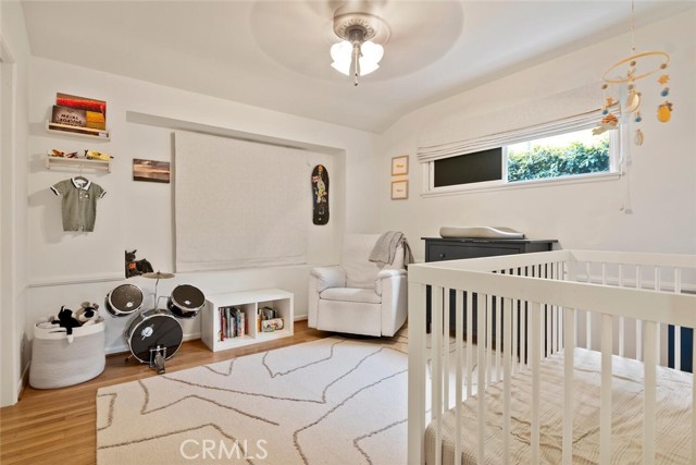 Image 22 of 42 For 22939 Lull Street