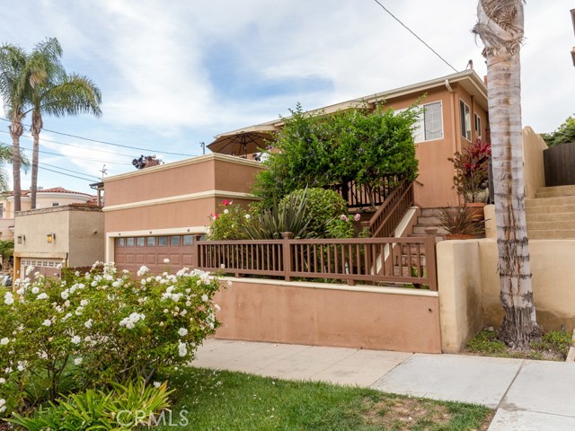 521 Sapphire Street, Redondo Beach, California 90277, 3 Bedrooms Bedrooms, ,2 BathroomsBathrooms,Residential,Sold,Sapphire,SB16748334