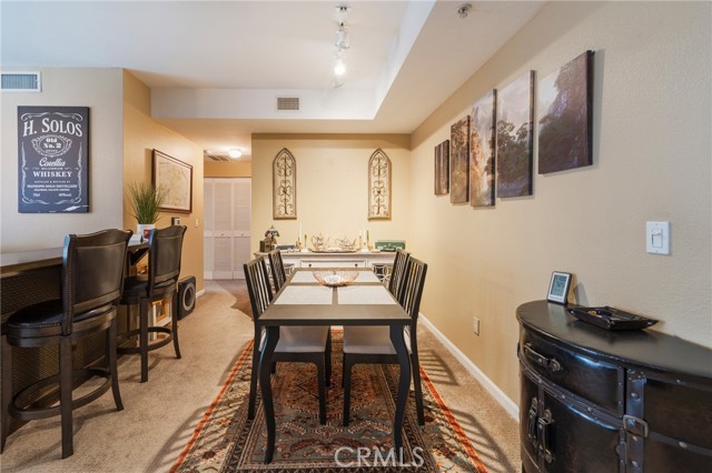 1801 E Katella Avenue, Anaheim CA: https://media.crmls.org/medias/518bfdc6-a258-46f5-b943-eb74ade1e368.jpg