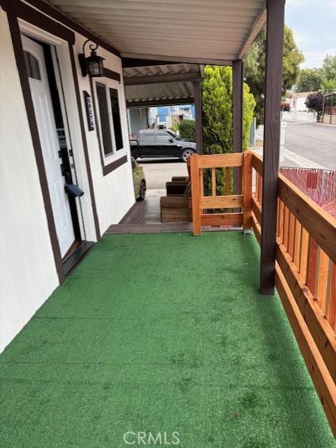 8221 Ilex Street, Fontana CA: https://media.crmls.org/medias/518c0017-f491-42ff-9c55-2a0139e3a1d0.jpg
