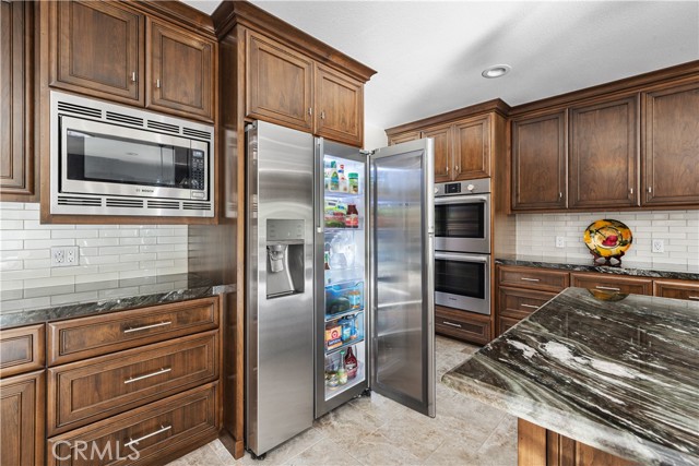 Detail Gallery Image 35 of 51 For 346 Vista De Oro, Hollister,  CA 95023 - 4 Beds | 3/1 Baths