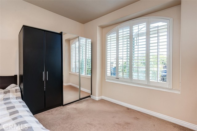 335 E Francis Avenue, La Habra CA: https://media.crmls.org/medias/518d77d3-8235-4dd6-a660-f5536ff9a3f4.jpg