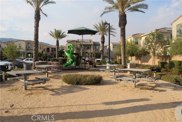 Detail Gallery Image 31 of 33 For 7155 Citrus Ave #442,  Fontana,  CA 92336 - 3 Beds | 2/1 Baths