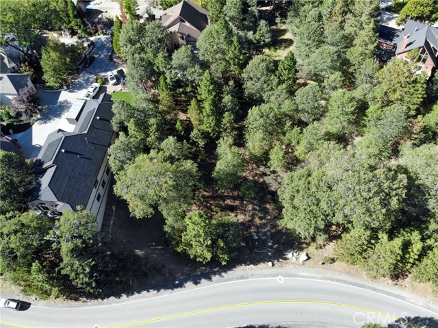 27450 North Bay Road, Lake Arrowhead, California 92352, ,Land,For Sale,27450 North Bay Road,CRRW23196364