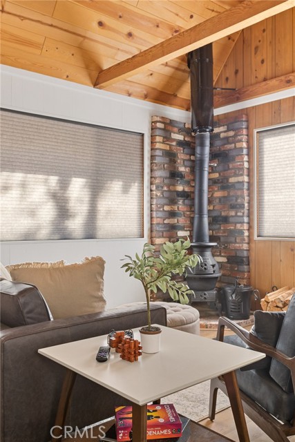 Detail Gallery Image 20 of 28 For 32903 Canyon Dr, Green Valley Lake,  CA 92341 - 2 Beds | 1 Baths
