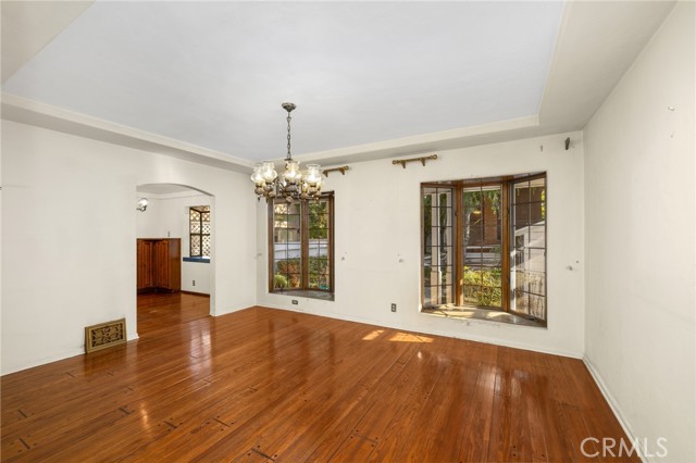 Detail Gallery Image 17 of 53 For 1534 Linda Vista Ave, Pasadena,  CA 91103 - 4 Beds | 2/1 Baths