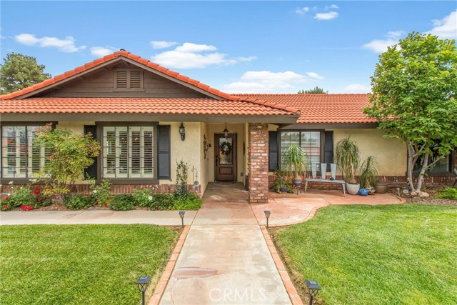 Detail Gallery Image 8 of 49 For 36113 Sharron Way, Yucaipa,  CA 92399 - 3 Beds | 2 Baths