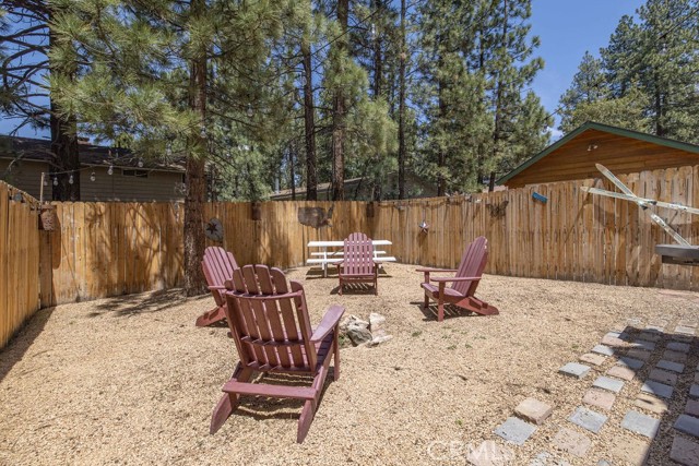 Detail Gallery Image 26 of 35 For 435 W Sherwood Bld, Big Bear City,  CA 92314 - 3 Beds | 1 Baths