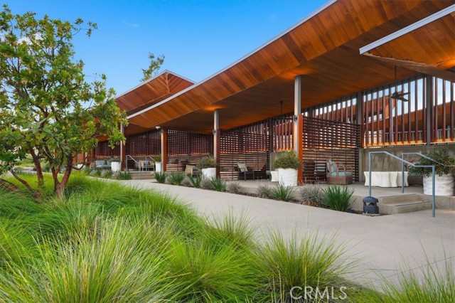 Detail Gallery Image 33 of 50 For 27315 Bear Creek Ln, Valencia,  CA 91381 - 4 Beds | 3/1 Baths