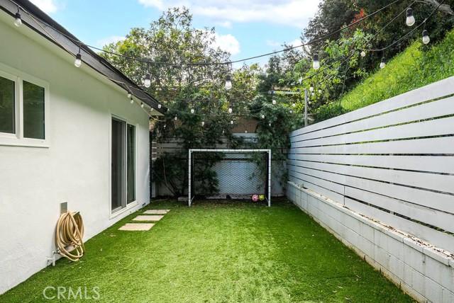 Detail Gallery Image 39 of 48 For 4028 Don Diablo, Los Angeles,  CA 90008 - 3 Beds | 2 Baths