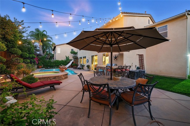 13742 Woodcrest Court, Eastvale CA: https://media.crmls.org/medias/51949065-0698-47e1-a8e6-03e761f06f82.jpg